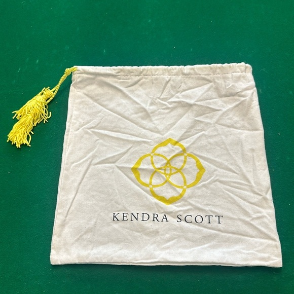 Kendra Scott Dust bag - Picture 1 of 5
